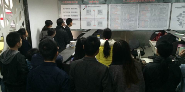 一日之計在于晨，畢加仿佛走回匆匆那年