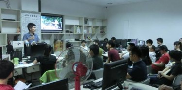 客戶為本，畢加展覽召開設(shè)計業(yè)務(wù)模擬溝通會議