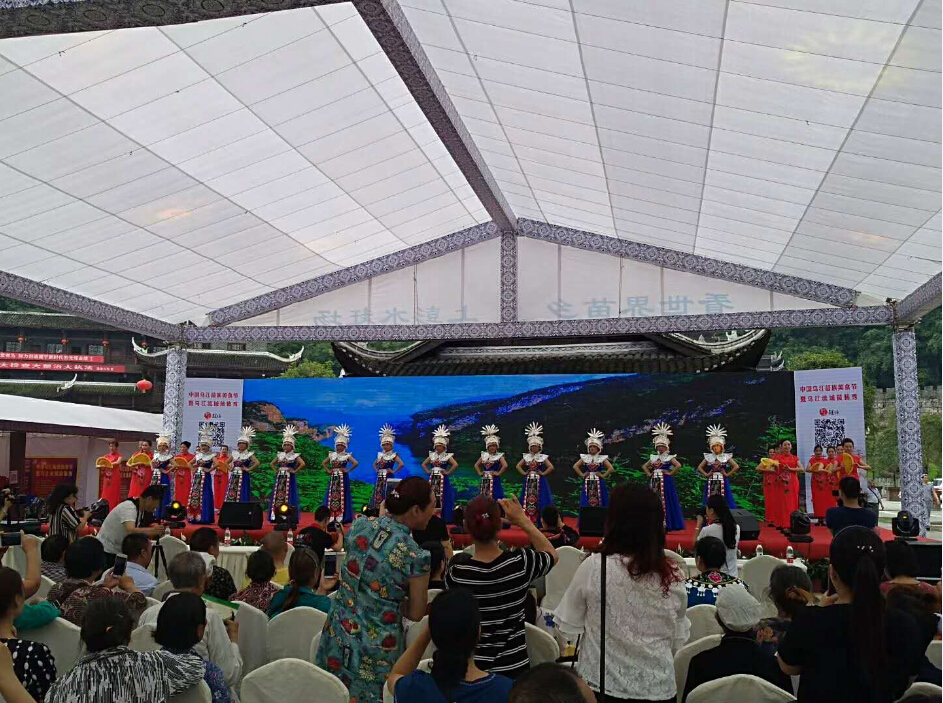 美食節(jié)服裝秀活動(dòng)設(shè)計(jì)搭建 美食節(jié)服裝秀活動(dòng)設(shè)計(jì)搭建